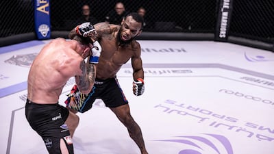 Shido Soto on the offensive against Martin van Staden.