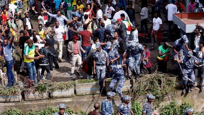 Ethiopian security forces intervene after an explosion at Meskel Square in Addis Ababa on June 23, 2018 during a rally in support of Prime Minister Abiy Ahmed. Yonas Tadese / AFP