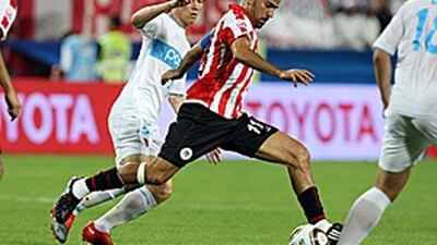 Juan Sebastian Veron, centre, led Estudiantes to second place in the Club World Cup.