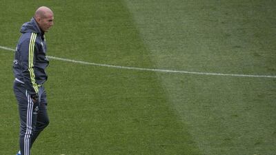 Real Madrid’s French coach Zinedine Zidane during the team’s training session at Valdebebas sports city in Madrid, Spain, 19 April 2016. Real Madrid will face Villarreal in a La Liga match the upcoming 20 April. EPA/Luca Piergiovanni