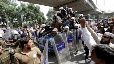 Pakistani opposition leader Shehbaz Sharif is taken to jail following his arrest in an anti-corruption case, in Lahore, October 6, 2018. Reuters