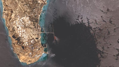 Satellite imagery appears to show a potential oil leak into the sea from the eastern export terminals on Kharg Island. Photo: EOS Data Analytics LandViewer