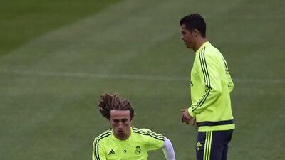 Real Madrid’s Croatian midfielder Luka Modric trains at Valdebebas Sport City in Madrid on April 19, 2016 on the eve of their La Liga football match against Villarreal. AFP / PIERRE-PHILIPPE MARCOU