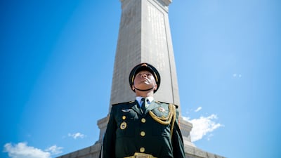 The trip to the monument was part of a two-day state visit, which came after Sheikh Mohamed travelled to South Korea.