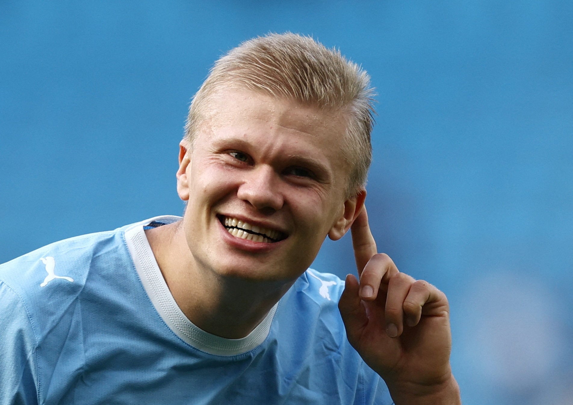 Early English Premier League Observations Following the Initial Five Match Weeks