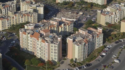 Discovery Gardens apartments: Q2 up 3%. Studio: Dh52-57,000. 1BR: Dh65-70,000. 2BR: Dh85-95,000. Q2 2013-Q2 2014 up 36%. Courtesy Nakheel