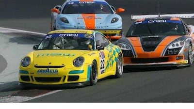 Jon Simmonds held off the challenges to be crowned Cytech UAE GTB champion at Yas Marina Circuit.