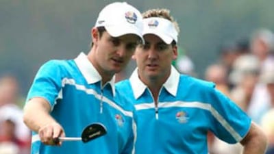 Justin Rose and Ian Poulter got Europe off to the perfect start in last night's foursomes as they beat the American pair of Stuart Cink and Chad Campbell 4 & 3.