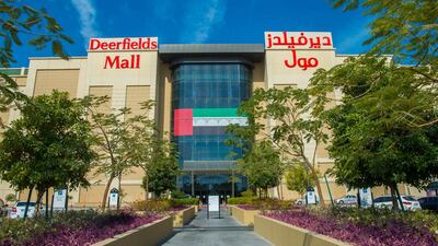 Courtey Deerfields Mall