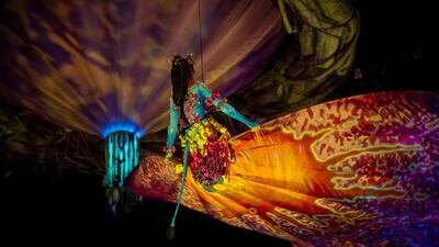 The stage show is set 3,000 years before the events of Cameron’s first Avatar film. Photo: Youssef Shoufan Costumes: Kym Barrett © 2015 Cirque du Soleil