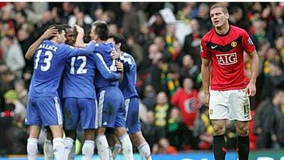 Vidic, right, has told his team to put back-to-back defeats behind them.