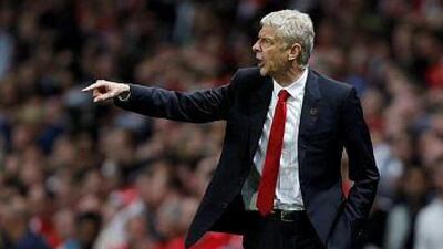 Defeat at Chelsea immediately before the international break brought an end to Arsenal’s unbeaten start to the Premier League campaign and left them in eighth position, so manager Arsene Wenger is hoping his side will rebound with a win. AFP PHOTO/IAN KINGTON