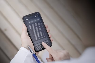 Med42, which is based on artificial intellligence, provides answers to short and long-form medical questions. Photo: M42