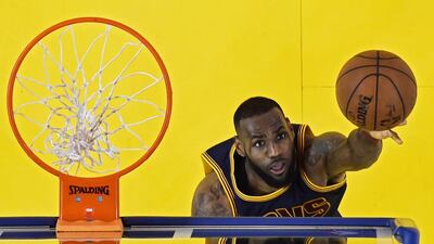Cleveland Cavaliers player LeBron James goes to the basket against the Golden State Warriors in the second half of Game Five of the NBA Finals at the Oracle Arena in Oakland, California, USA, 14 June 2015. The winner of best of seven series will be NBA Finals Champions. EPA/JOHN G. MABANGLO/POOL CORBIS OUT