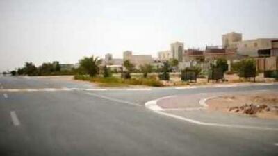 Al Falah is located around 40km beyond Abu Dhabi on the motorway to Sweihan.