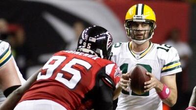 Green Bay Packers quarterback Aaron Rodgers completed 26 of 39.