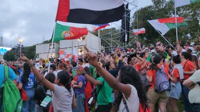 The UAE flag was carried by residents of the Emirates along with flags of other countries represented at the World Youth Day in Lisbon, Portugal. Photo: Apostolic Vicariate of Southern Arabia