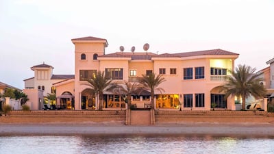 4: Dh23.5 million. Mediterranean Garden Lobby Signature Villa, Frond P. 5 bedrooms, 6 bathrooms (5 ensuite), 13,000 sq ft plot.