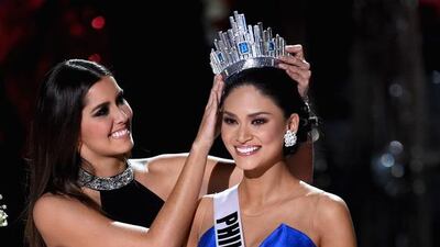 Pia Alonzo Wurtzbach reacts as she is crowned the 2015 Miss Universe by 2014 Miss Universe Paulina Vegas. AFP