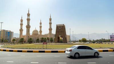 A fort forms the centrepiece of this roundabout in Dibba.