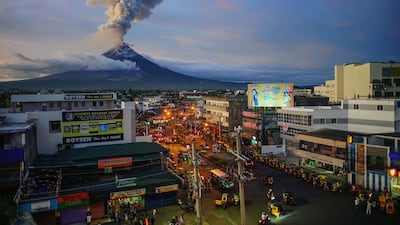 'Mayon Volcano" Dangerous and Beautiful' by Linus Escandor II, a 2018 winner