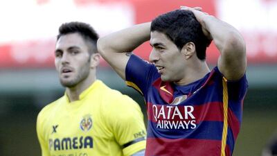 Barcelona’s Luis Suarez reacts after failing to score during the Spanish La Liga match between Villarreal and Barcelona at the Madrigal stadium in Villarreal, Spain, Sunday, March 20, 2016. (AP Photo/Alberto Saiz)