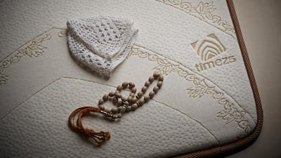 The padded prayer mat from Timez5 is meant to support the worshipper’s knees and back. Courtesy Timez5