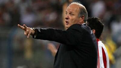 The UAE coach Dominique Bathenay should now receive the period of preparation for the Gulf Cup that he wanted.