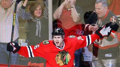 The Chicago Blackhawks came back after a scoreless period to beat the Detroit Red Wings. Jim Young / Reuters