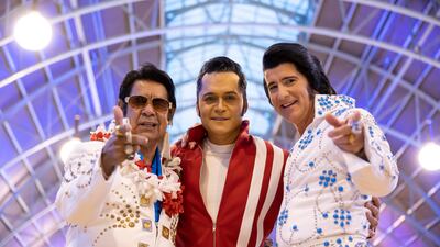 These Australian fans are suited up and ready to celebrate. Getty Images