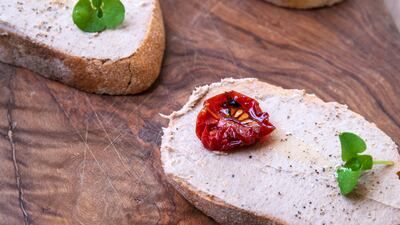 Crostini ai fegatini di pollo.