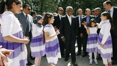 Kofi Annan meets Syrian refugees who found shelter in Turkey after fleeing the unrest in their home country. The UN envoy conceded that his peace plan has run into difficulties, but said there is still a chance to end violence in Syria this week.