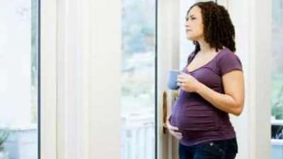 Caffeine affects the body's ability to absorb iron efficiently, which is essential for a foetus to develop, medical experts say.