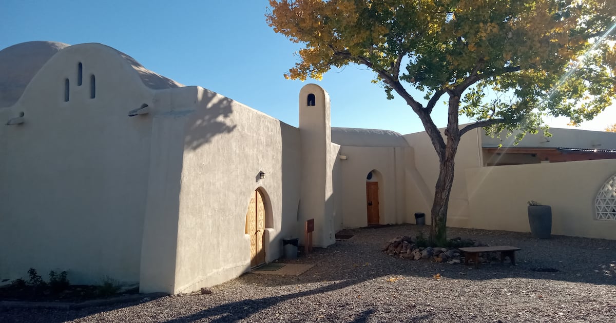Native Mosque Dar Al Islam: The Egyptian-designed mosque in the middle of New Mexico ...