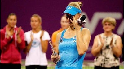 An emotional Elena Dementieva announces her retirement after playing in Doha.