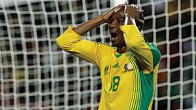 South Africa's Thembinkosi Fanteni holds his head after missing a scoring chance against Iraq at Ellis Park Stadium in Johannesburg yesterday.