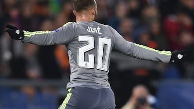 Real Madrid’s forward Jese Rodriguez celebrates after scoring during the Uefa Champions League football match AS Roma vs Real Madrid on February 17, 2016 at the Stadio Olimpico in Rome. AFP PHOTO / ALBERTO PIZZOLI
