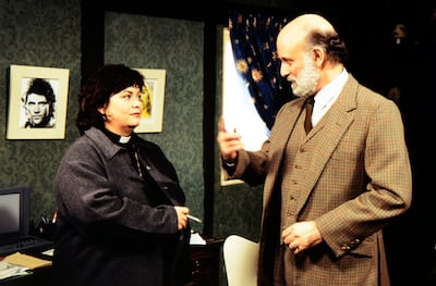 Dawn French and Gary Waldhorn on set in 1997. Getty Images