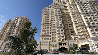 RAK new apartments: Q1 2015 down 1%. Q1 2014-Q1 2015 up 6%. Studio: Dh26-36,000. 1BR: Dh38-55,000. 2BR: Dh50-70,000. 3BR: Dh85-135,000. Pawan Singh / The National