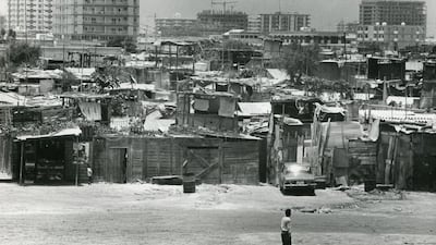 Informal shacks dotting the waterfront area of Abu Dhabi would eventually be replaced by the newly-built sha’bi houses. Courtesy Gérard Klijn / Courtesy Catholic Documentation Centre of the Radboud University Nijmegen.
