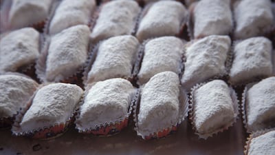 Algerian makroud el louse are cookies made from almond, egg and sugar dough. Alamy