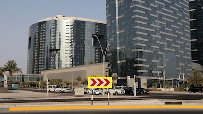 SHAMS ABU DHABI HIGH-END APARTMENTS: Q4 2015 - Q1 2016 down 6%. Q1 2015 - Q1 2016 up 3%. Studio - between Dh75,000 and Dh85,000. 1BR - between Dh95,000 and Dh120,000. 2BR - between Dh130,000 and Dh170,000. 3BR - between Dh165,000 and Dh200,000. Christopher Pike / The National