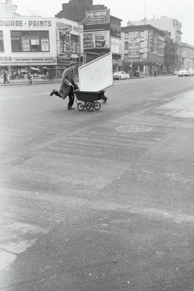 John Cohen Red Grooms transporting artwork to Reuben Gallery, New York, 1960