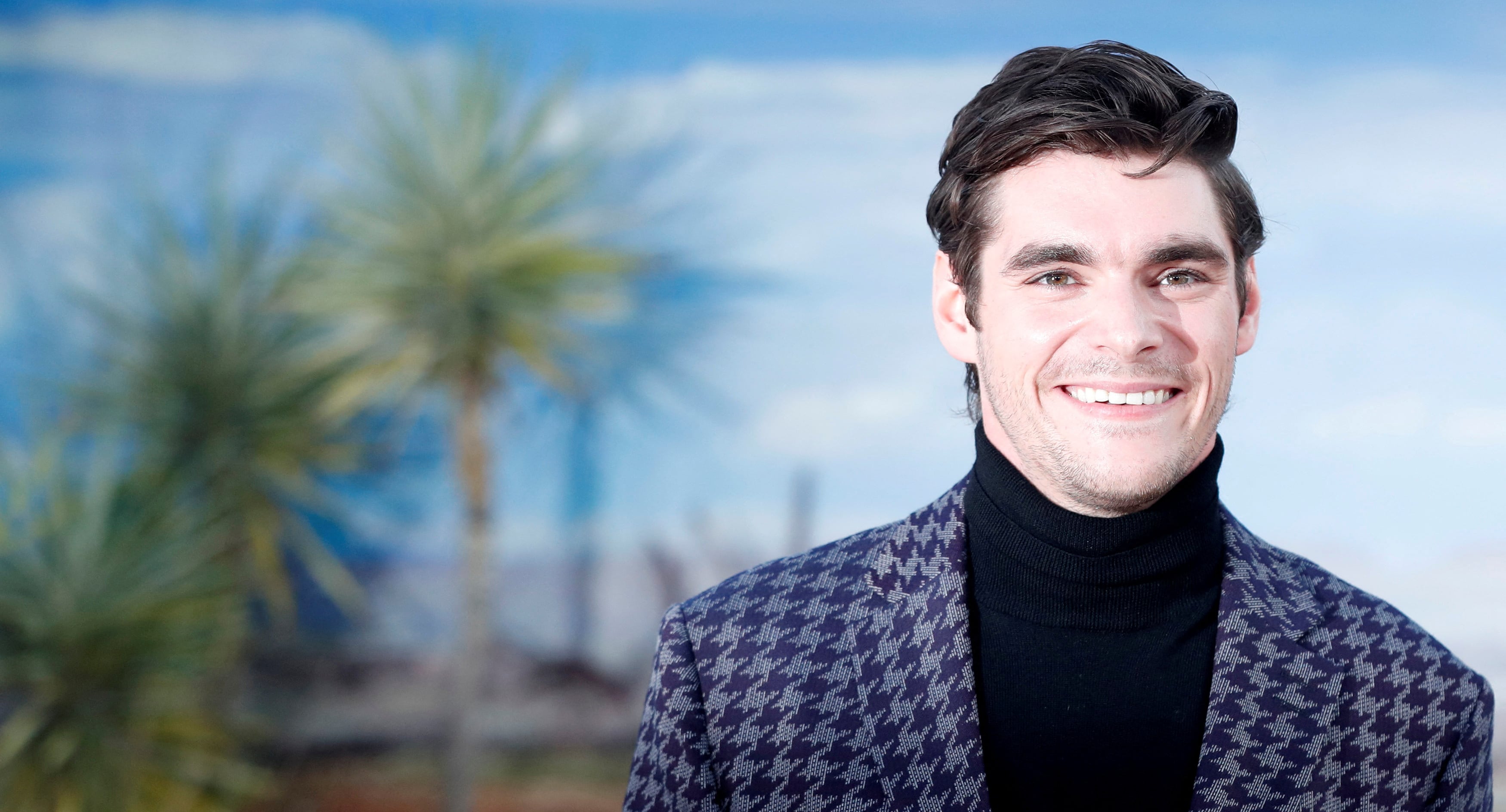 Bryan Cranston leads tributes to Breaking Bad co-star RJ Mitte, dead at 34