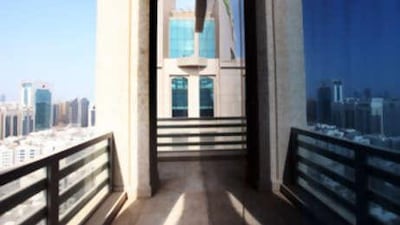 The apartment is in the heart of the city but situated conveniently enough for the residents to avoid most of the gridlock.