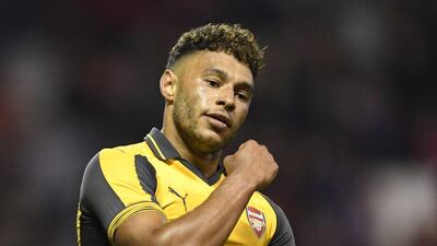 Arsenal’s Alex Oxlade-Chamberlain celebrates scoring their fourth goal. Tony O’Brien / Action Images / Reuters