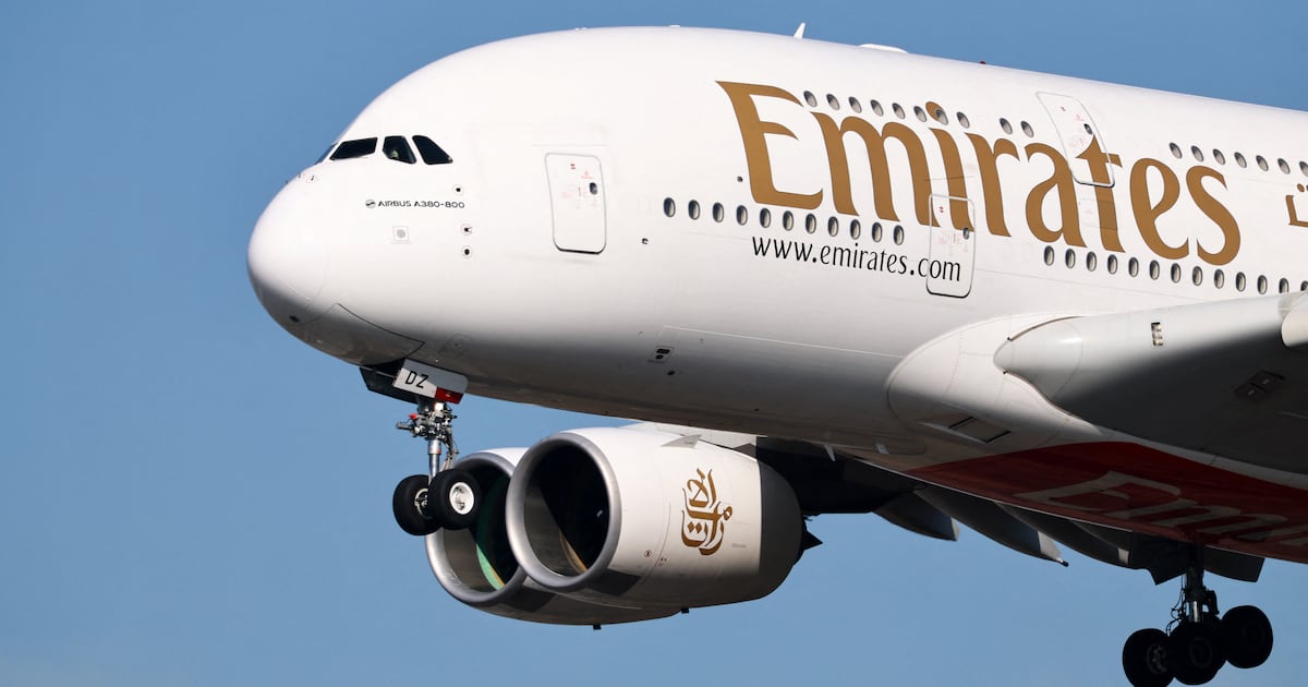 Mehr als 100 Emirates-Flüge von und nach Dubai in den nächsten zwei Tagen.