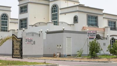 Mohammed Bin Zayed City villas: Q2 no change. 3BR: Dh100-115,000. 4BR: Dh130-150,000. 5BR: Dh155-180,000. Q2 2013-Q2 2014 up 4%. Mona Al-Marzooqi / The National