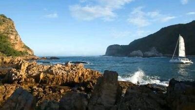 Surrounded by wooded hills, Knysna is easily explored on foot. Courtesy of South African Tourism