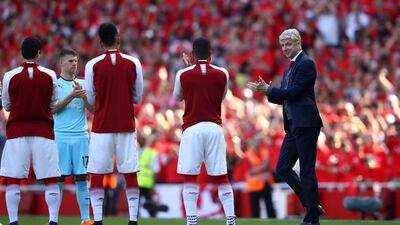 LONDON, ENGLAND - MAY 06: Arsene Wenger walks out to a guard of honnor. Clive Mason / Getty Images